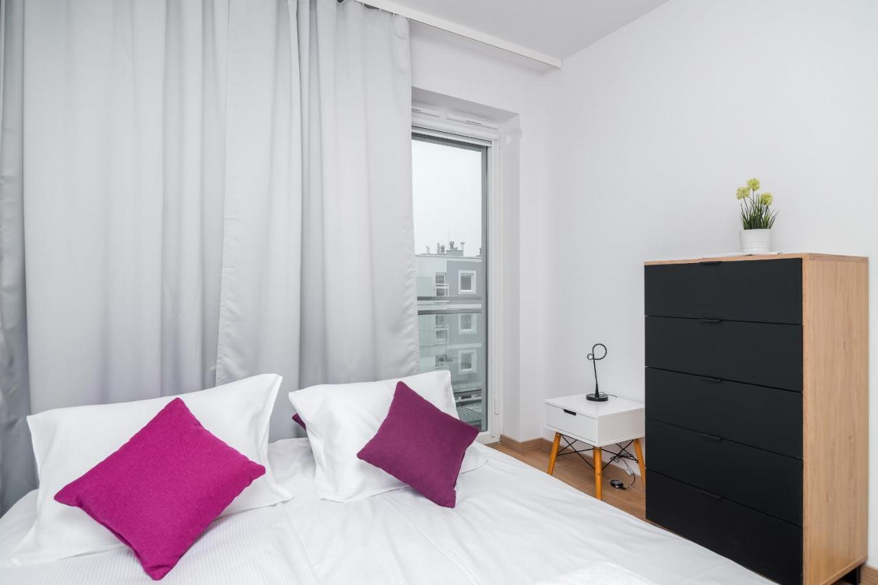 Rose By Renters Apartment
